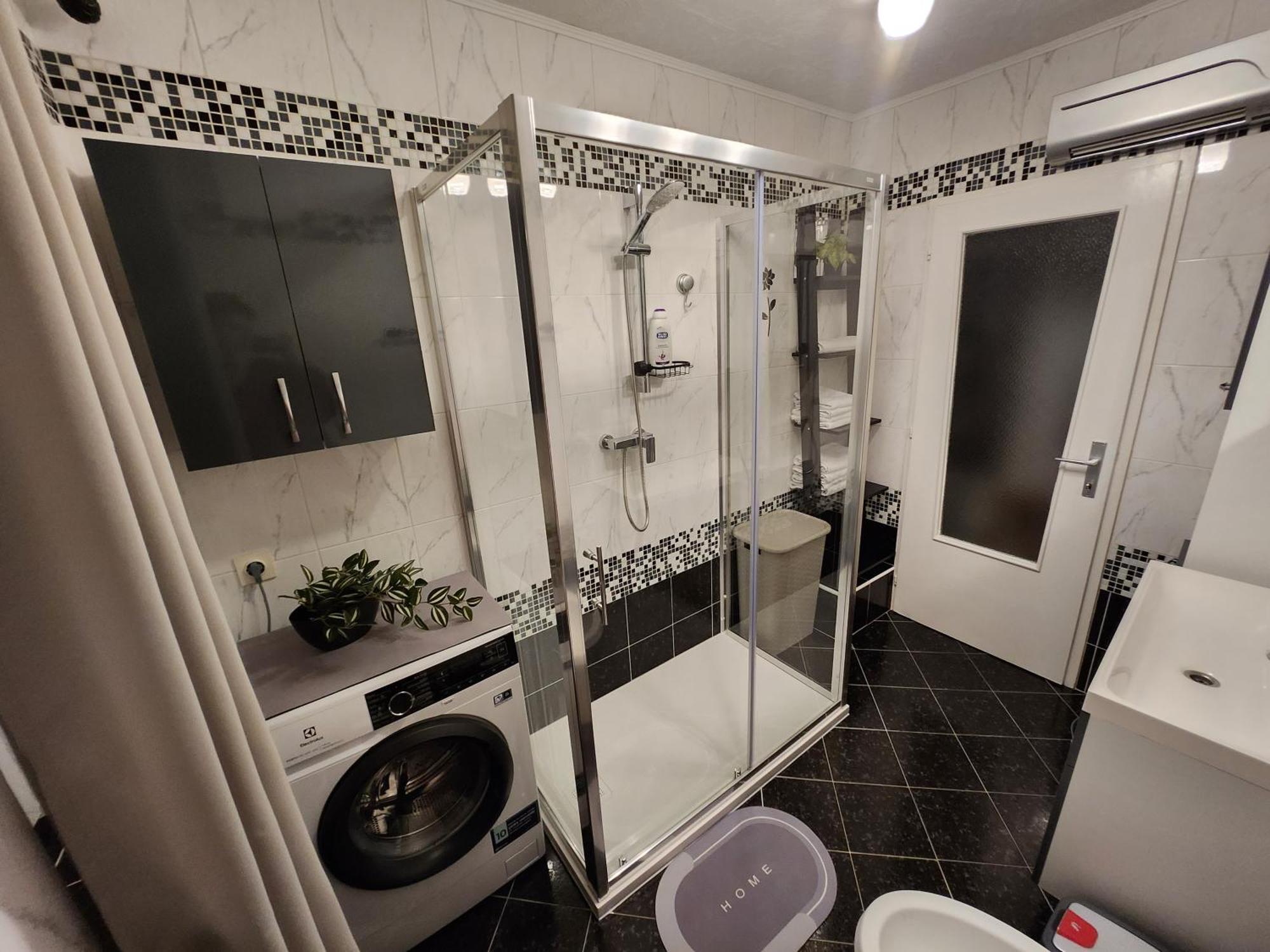 Apartma Cik โบเว็ก ภายนอก รูปภาพ